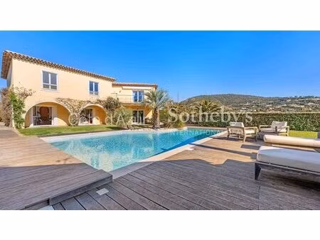 exclusivité : villa vue mer avec piscine - golfe de saint-tropez