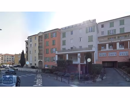 appartement à louer 1 pièce 33.19 m² - fréjus (83) - 647€