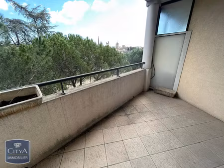 appartement à louer 2 pièces 42.2 m² - uzès (30) - 706€