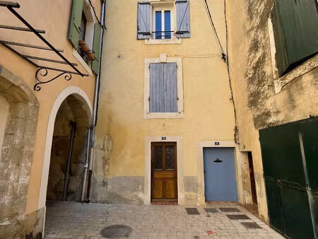 eyguieres - appartement en duplex t3 + cave - 52 05m2