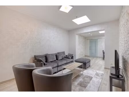 gerenoveerd 1-slaapkamerappartement in centrum vilvoorde