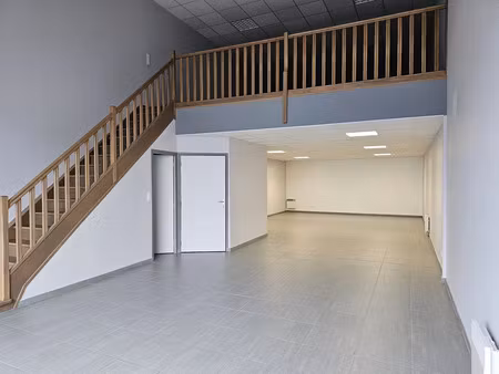 location commerce 142 m² à béthune (62400)