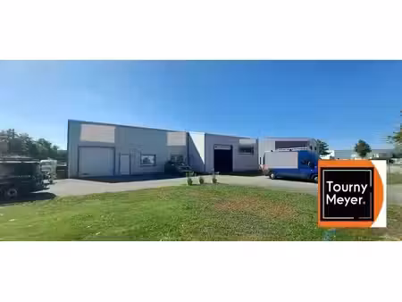 vente local d’activités 381m²