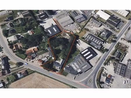 uniek perceel met villa  loods en uitbreidingsmogelijkheiden