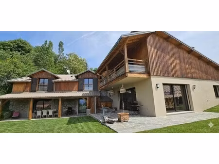 maison saint-apollinaire - 8 chambres - 287m²