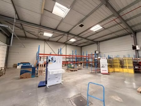 location local d’activités villeneuve d ascq 59491 390m²