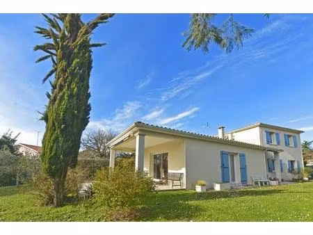 maison - 129m ²
