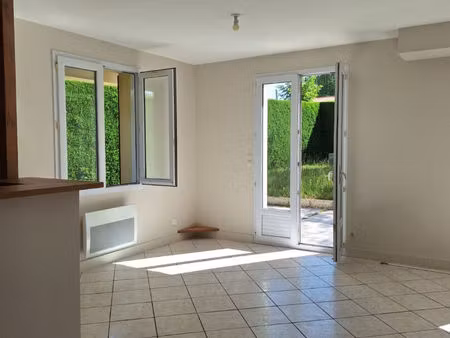 maison jonzac 4 pièce(s) 104.30 m2