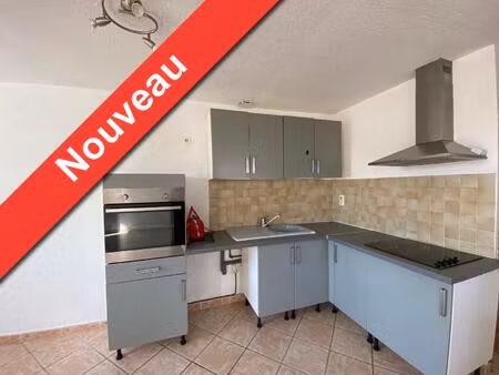 location appartement 2 pièces 40m² st maximin la ste baume 83470