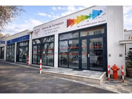 location local commercial 180m² la seyne sur mer 83500