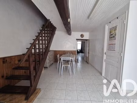 maison de village à argentonnay (79150)