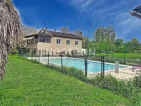 vente maison 10 pièces 180 m² à l'isle-de-noé (32300)  243 000 €