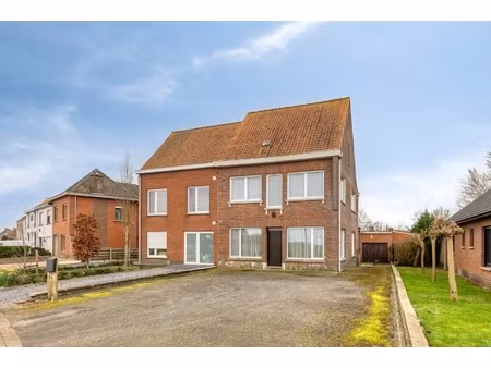 commercieel te koop in staden met 3 slaapkamers