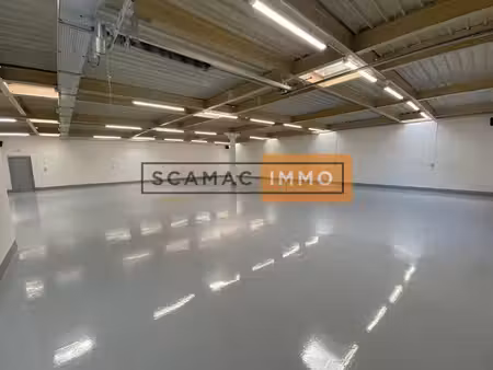 location entrepôt 465m² à 1526m²