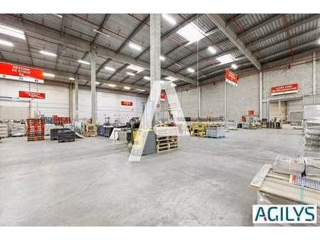 location entrepôt roissy en brie 77680 9209m²