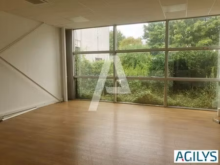 location local d’activités champigny sur marne 94500 945m²