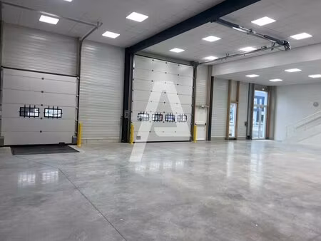 location local d’activités moissy cramayel 77550 650m²