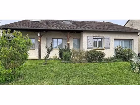 vente maison 4 pièces 115 m² à ussac (19270)  251 340 €