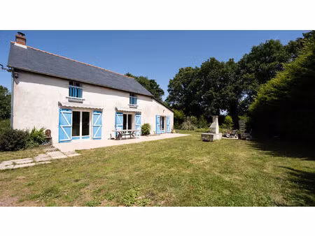 vente maison 5 pièces  131.00m²  mauron