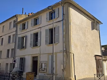 immeuble coeur de ville cavaillon proche hôpital