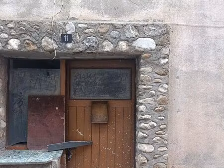 maison de village à tuchan (11350)