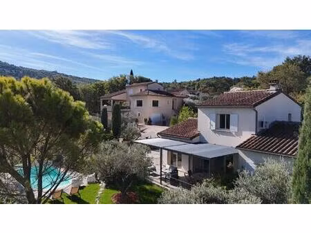 ensemble immobilier sur malaucène