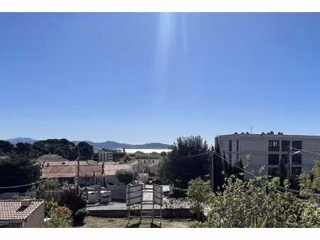 la ciotat t3 sud est avec terrasse et apercu mer