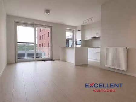 recent energiezuinig appartement met 2 slaapkamers te huur