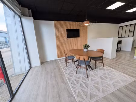 vannes tohannic - local commercial de 104 m² environ