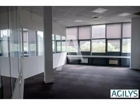 location local d’activités villebon sur yvette 91140 2000m²