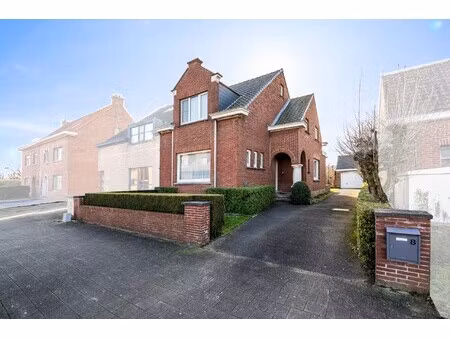 charmante halfopen bebouwing op 511m2
