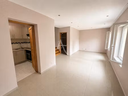 vente maison 5 pièces  104.92m²  neuilly