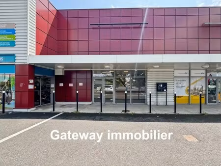 vente entrepôt aubière 63170 353m²