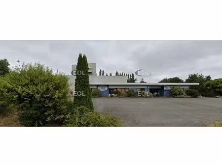 vente local d'activités 2 640 m²