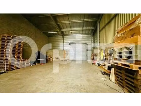 vente local d’activités saint jean d illac 33127 313m²