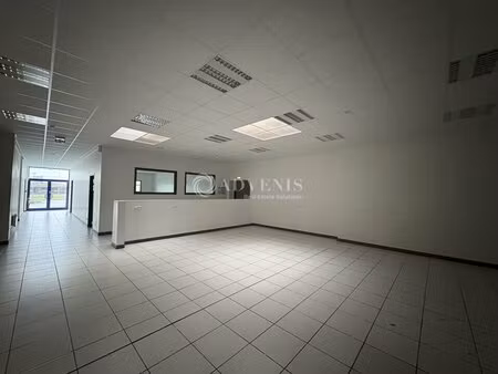 location commerce le mans 72100 368m²
