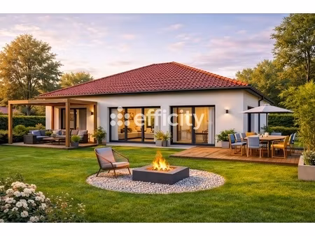 terrain - 738 m²