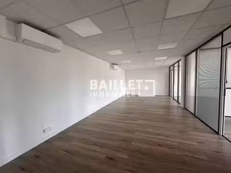 prestigieux bureau de 169 m2 en location - grasse  france