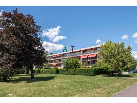 vente appartement 4 pièces 106m2 échirolles 38130 - 195000 € - surface privée
