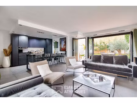 élégante maison contemporaine avec terrasses et jardin à fontenay-sous-bois