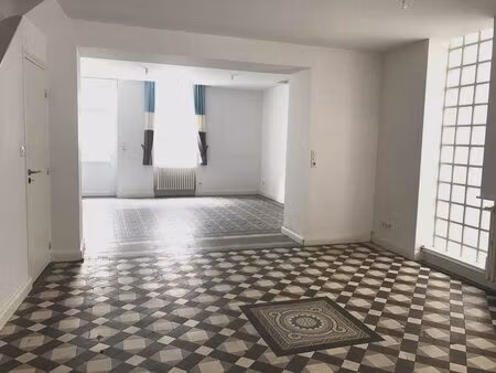 location maison 5 pièces 160m² arras 62000