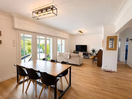 vente maison 5 pièces  160.00m²  saint