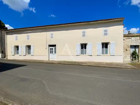 vente maison 7 pièces 172m2 guitinières 17500 - 269000 € - surface privée