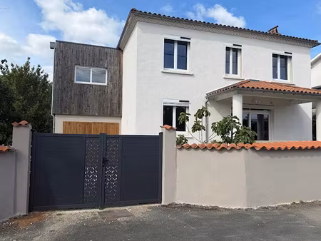 vente maison 6 pièces 150 m² à perigueux (24000)  349 800 €