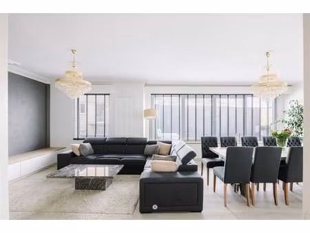 appartement te koop in sint-niklaas met 3 slaapkamers