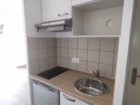 location appartement 1 pièce 19m² franqueville st pierre 76520