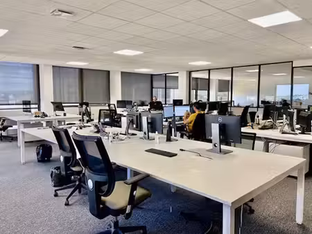 location bureaux 26 m² à 157 m²