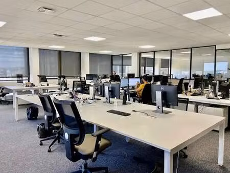 location bureaux 26 m² à 199 m²