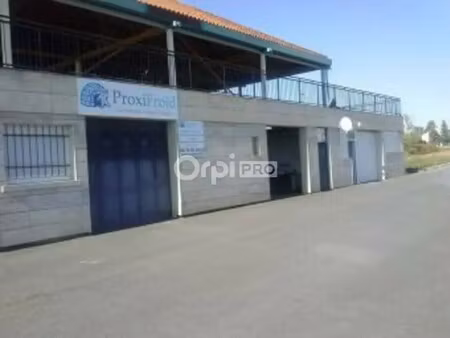vente commerce montlucon 03100 210m²
