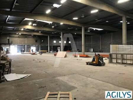 location entrepôt morangis 91420 2327m²
